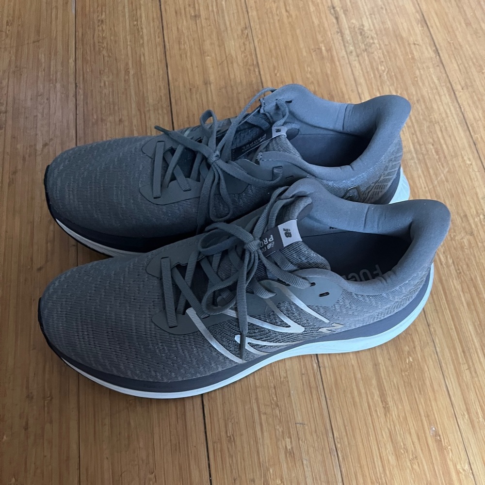 New Balance Fuelcell Propel v4 Shoes